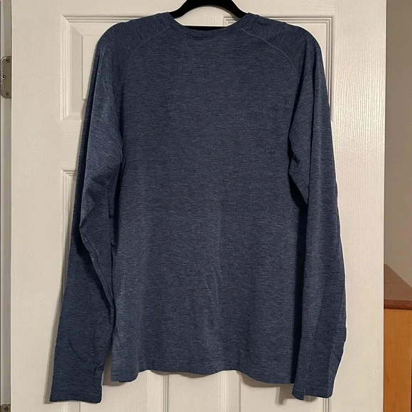 Lululemon Men's Metal Vent Long Sleeve Shirt 2.0 - Picture 3 of 8